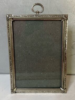 Vintage Silver Ornate Metal 5x7 Picture Frame Easel Back Scroll Pattern